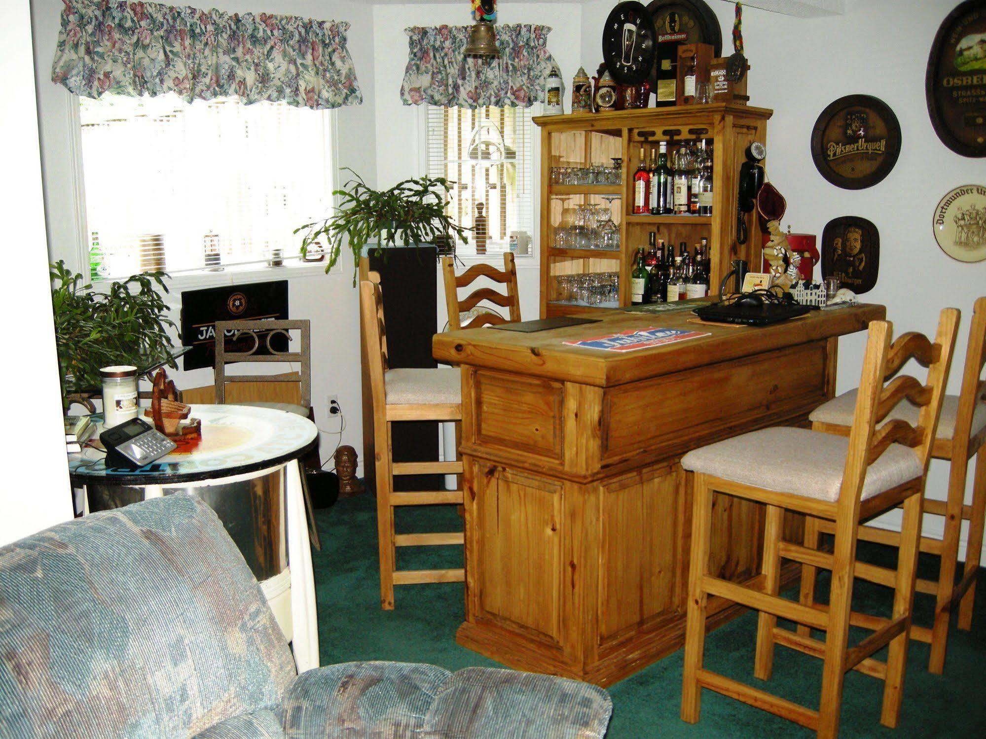 Tucked Inn The Harbour B&B Victoria Harbour Zewnętrze zdjęcie